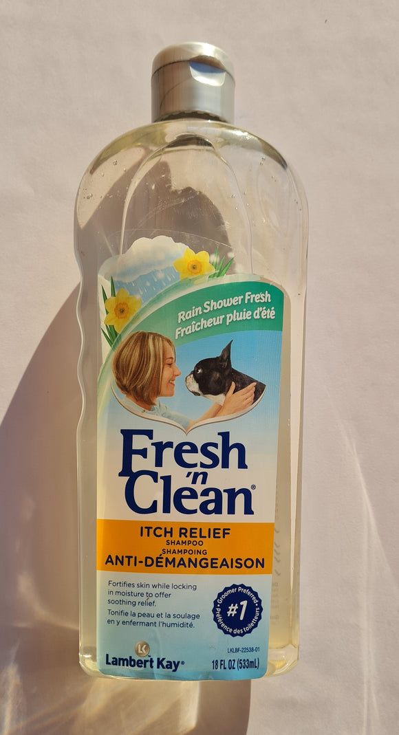 Fresh & Clean Itch Relief Shampoo ( Rain Shower Scent)